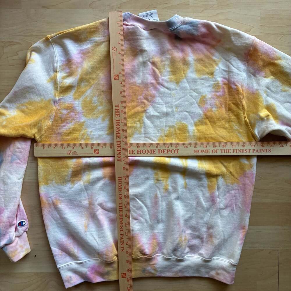 Champion Taylor Swift Not Alot Going On At The Moment TieDye Crewneck Sweatshirt - Picture 5 of 5